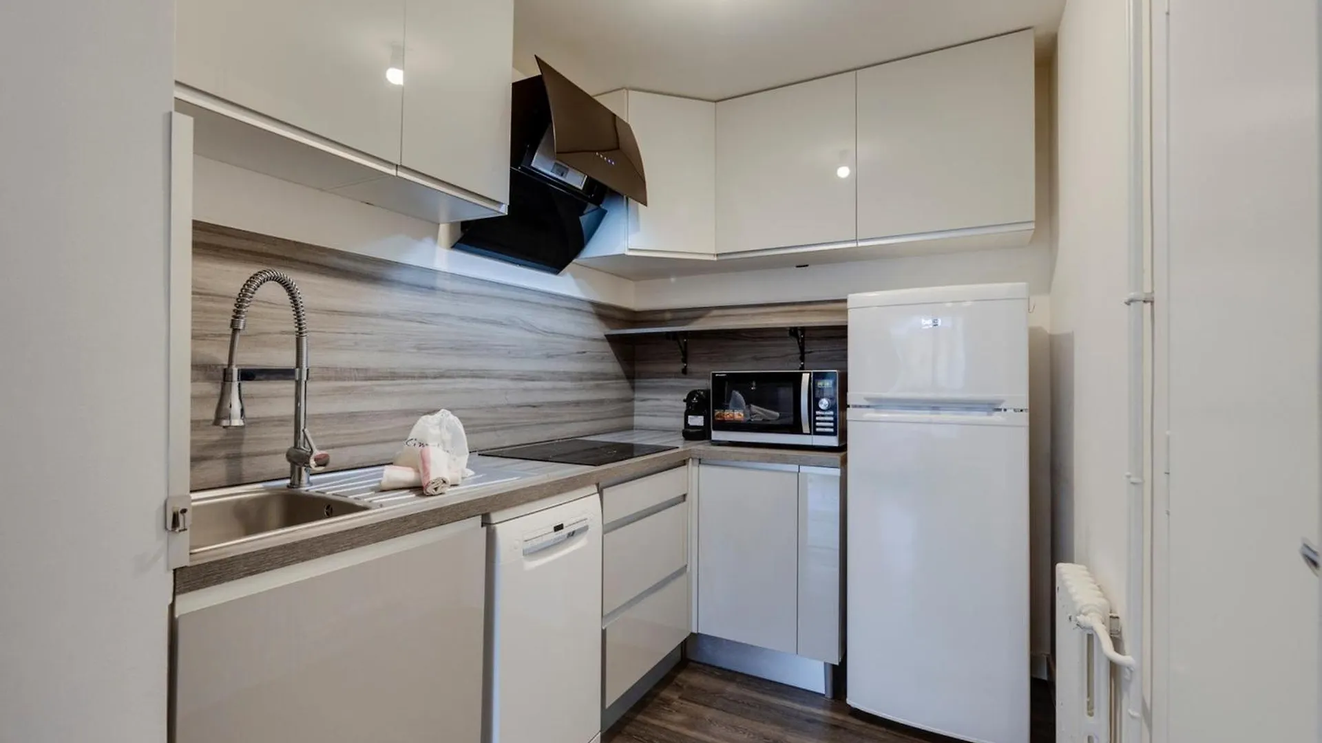 Appartement T2 De Standing Au Pied Des Pistes, 4 Pers., Val-D'Isere - Fr-1-567-89 아파트