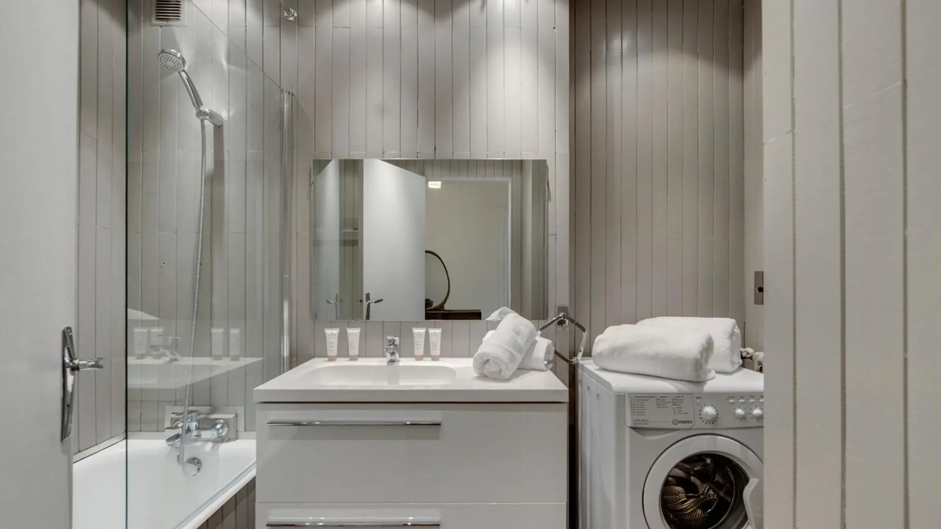 아파트 Appartement T2 De Standing Au Pied Des Pistes, 4 Pers., Val-D'Isere - Fr-1-567-89